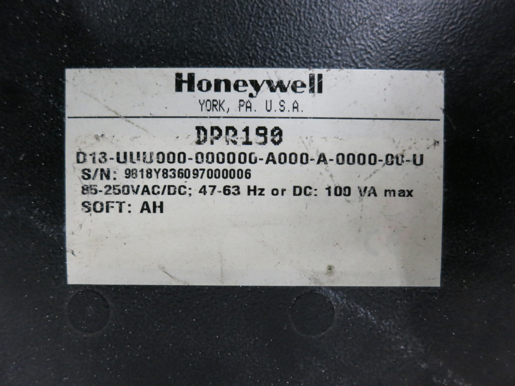 Honeywell DPR180 Chart Data Recorder D18-UUU000-000000-A000-A-0000-00-U DPR-180 (DW5590-6)
