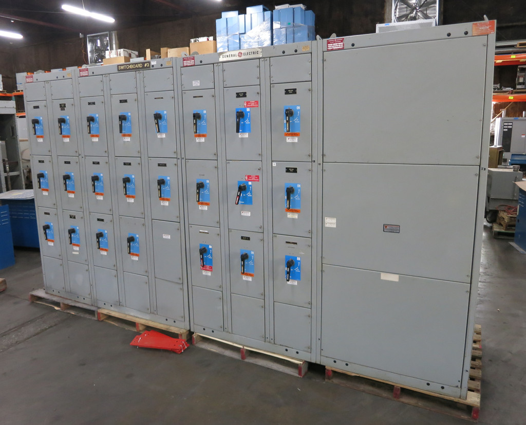 GE 3000A AV-Line Switchboard Breaker Panel 208/120V 3PH 4W 3000 Amp (DW5664-1)