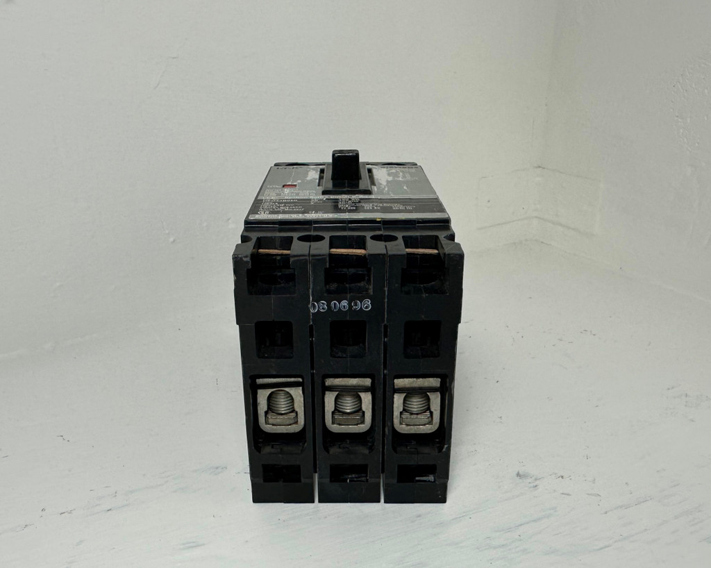 Siemens HED43B050 50A Sentron Circuit Breaker Type HED4 480V 3P 50 Amp bad label (EM4881-5)