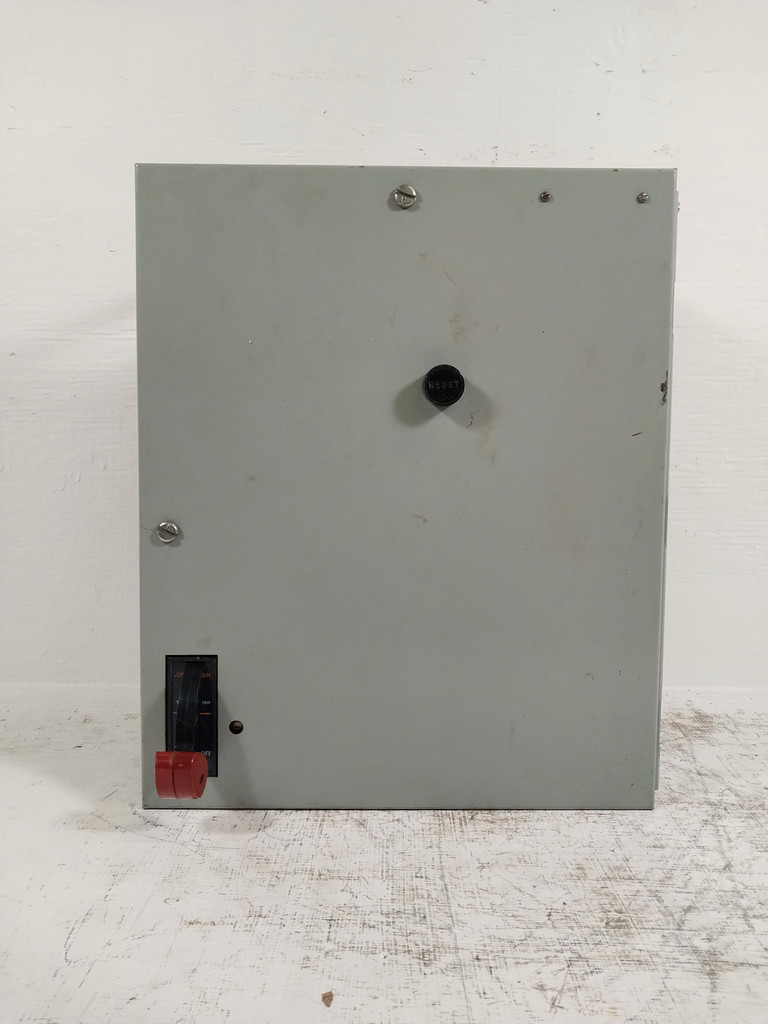 GE 8000 Size 1 Reversing Starter 3 Amp Breaker 18" MCC Bucket 3A CR309C0 (BJ0649-1)