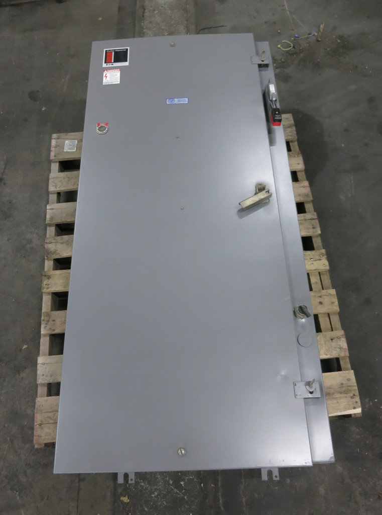 Cutler Hammer 100 HP 600V Solid State Reduced Voltage Starter 99A C32KN30 (DW5883-2)