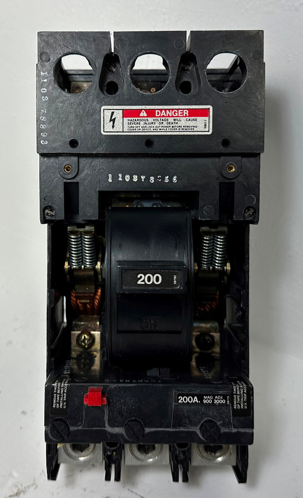 I-T-E Siemens FJ63B200 200A Circuit Breaker 3 Pole 480/600V Type FJ6 ITE 200 Amp (EM4972-1)