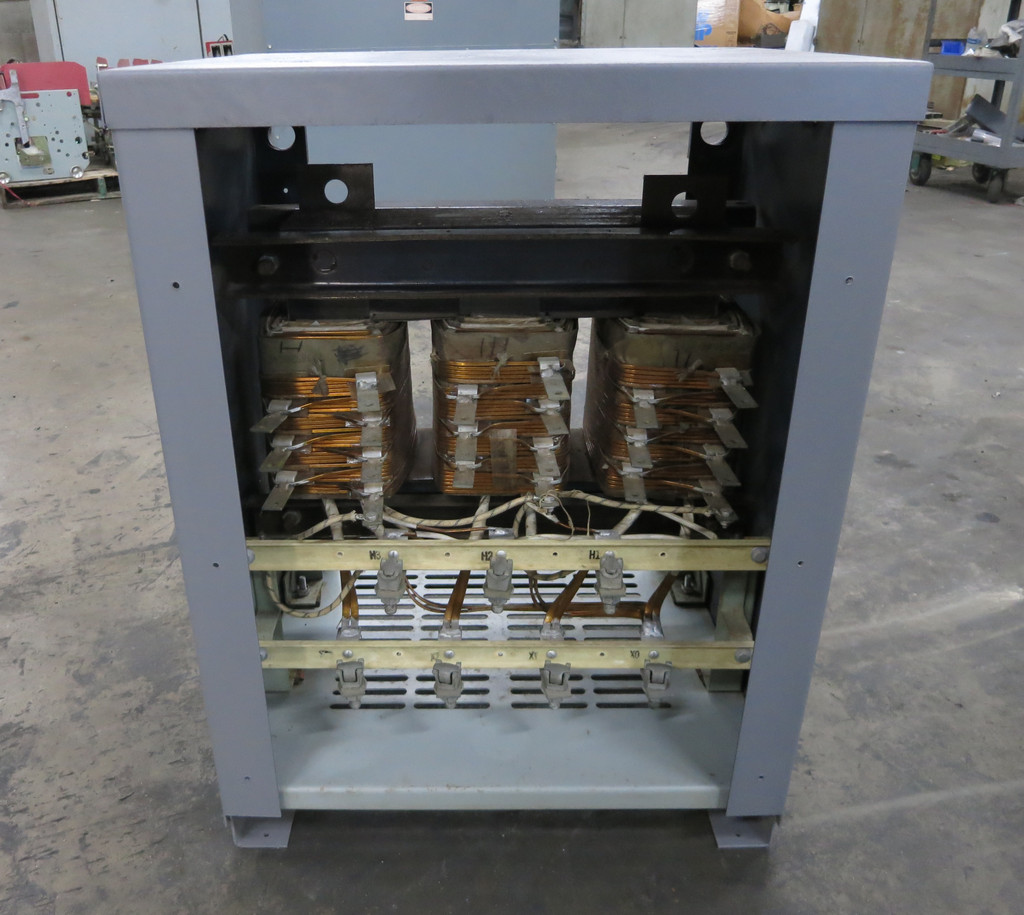 GE 30 kVA 600 Delta to 208Y/120 V 3PH Dry Type Transformer 9T23A3892 600V 208 (DW5925-2)