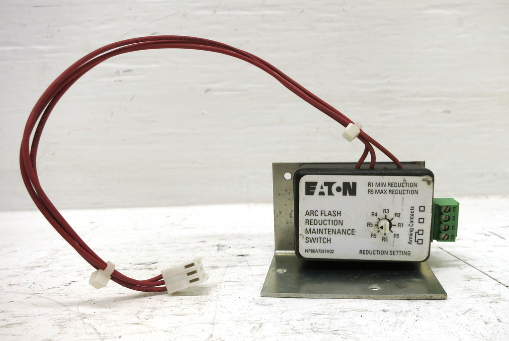 Eaton 5721B51G02 Arc Flash Reduction Maintenance Switch AFRMS DS Breaker (DW5942-1)