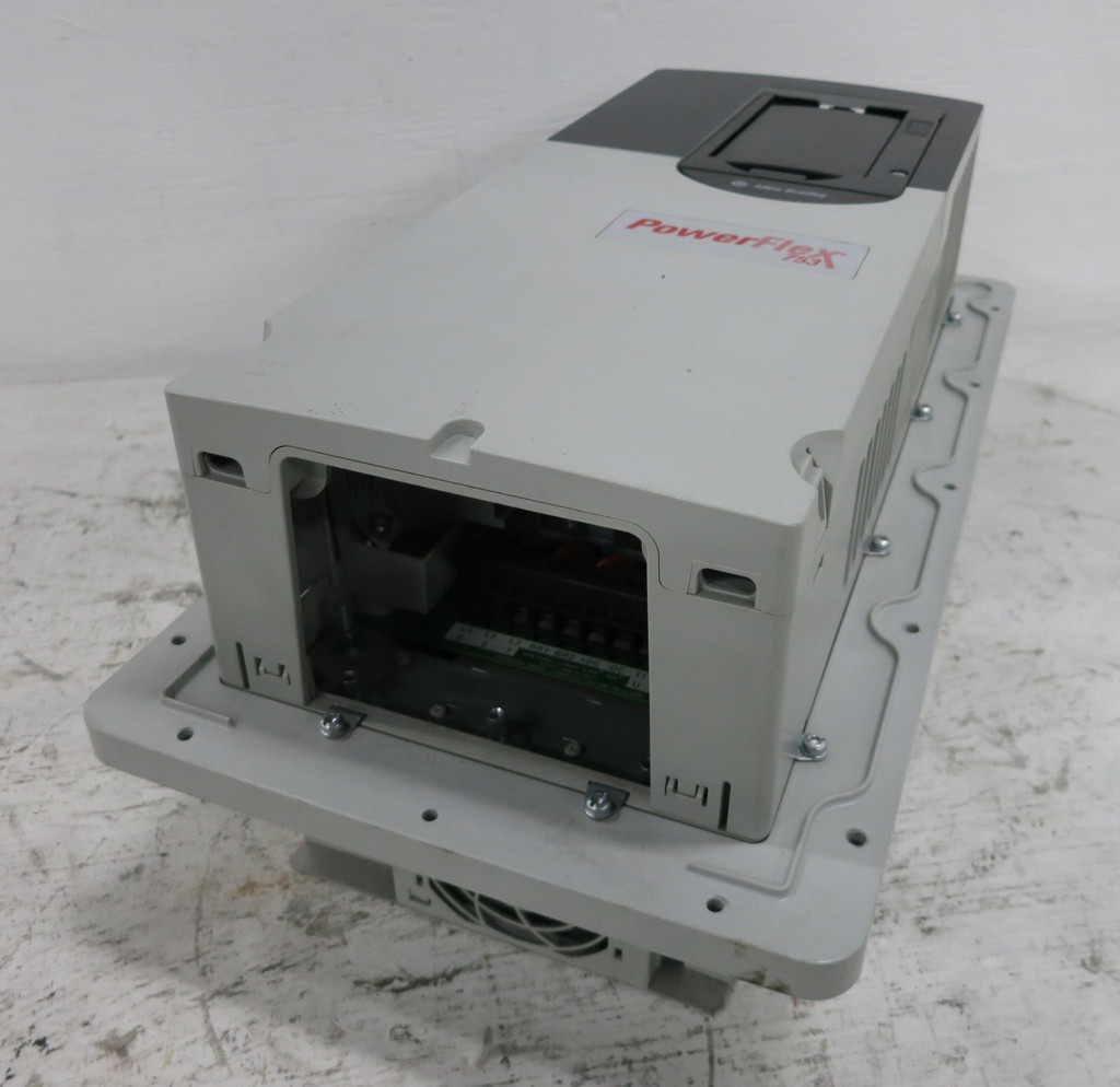 NEW Allen Bradley 20F11FD040AA0NNNNN PowerFlex 753 30 HP 480V AC VS Drive 40A (DW6037-1)