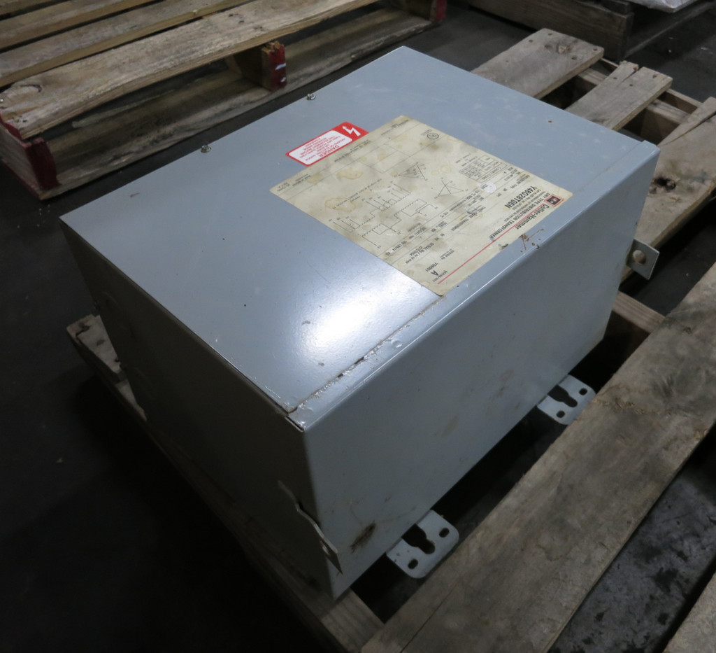 Cutler Hammer 6 kVA 480 Delta to 208Y/120 V 3PH Transformer Y48G28T06N 480V (DW6181-1)