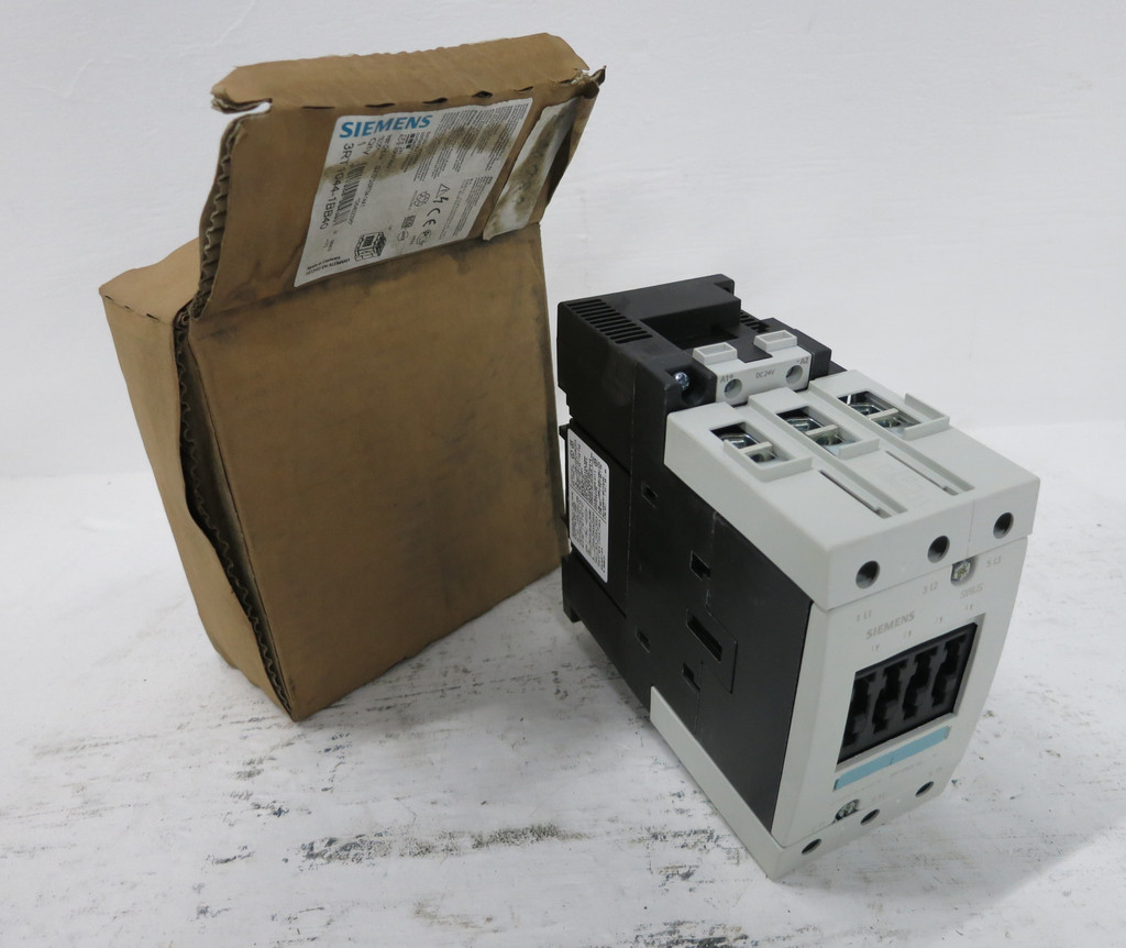 NEW Siemens 3RT1044-1BB40 Sirius Motor Contactor 24V Coil 50HP @ 460V (DW6205-6)