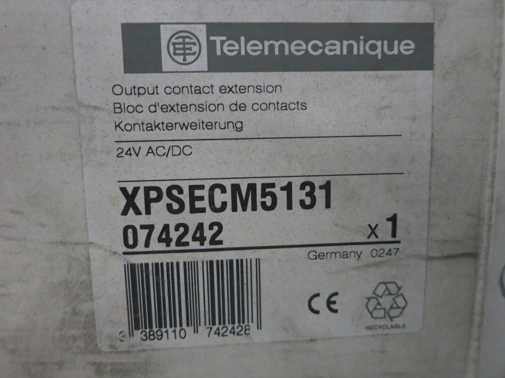 NEW Telemecanique XPSECM5131 Output Contact Extension Safety Module XPS-ECM PLC (DW6235-1)