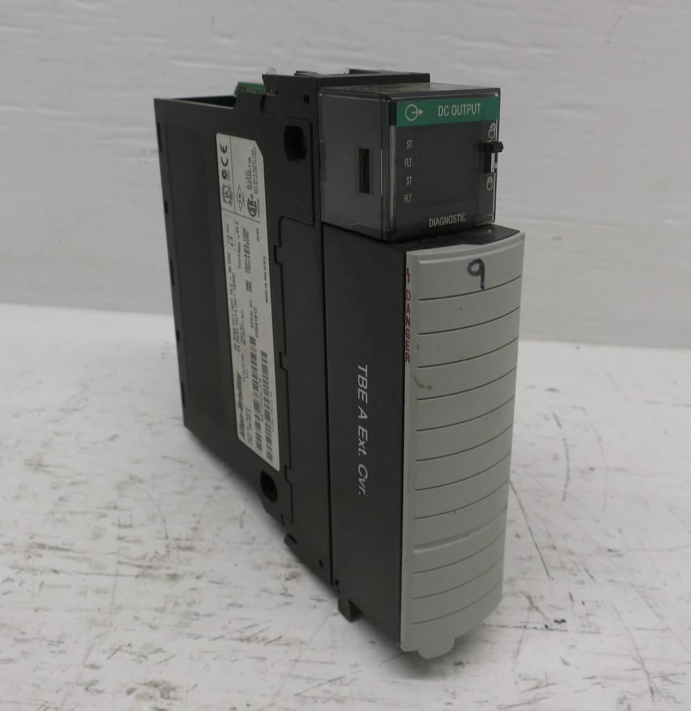 Allen Bradley 1756-OB16D Ser A Rev L01 FW 2.3 DC Output PLC Module ControlLogix (DW6294-1)