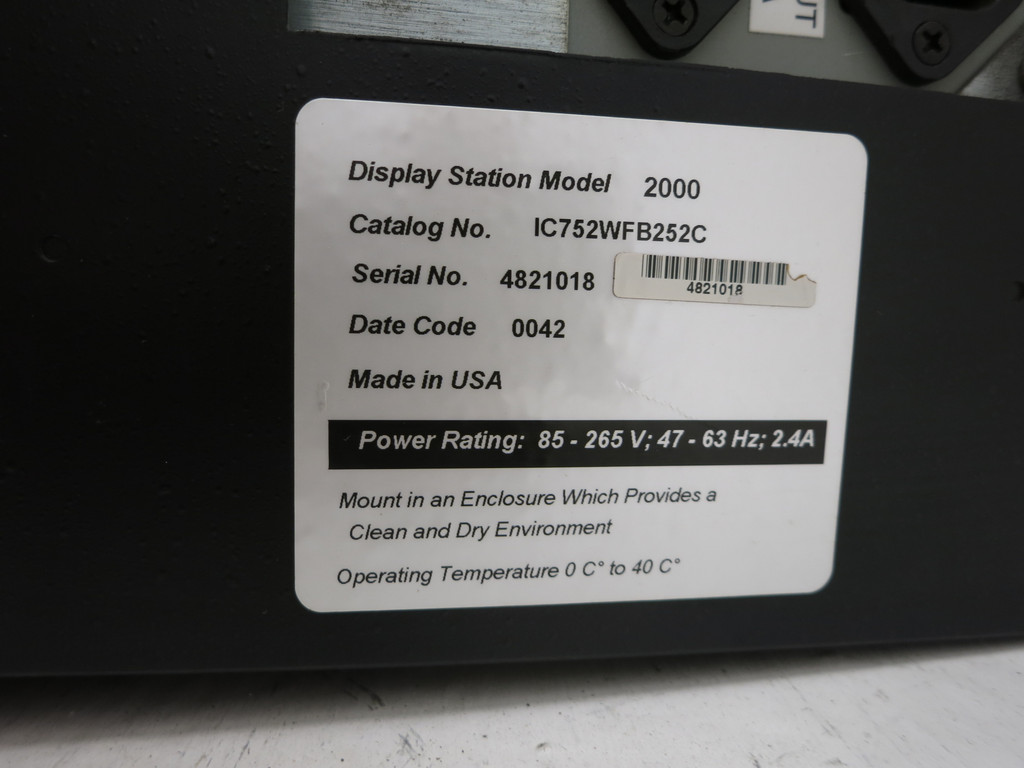 GE Fanuc IC752WFB252C Display Station Model 2000 Operator Interface CPU HMI (DW6300-1)
