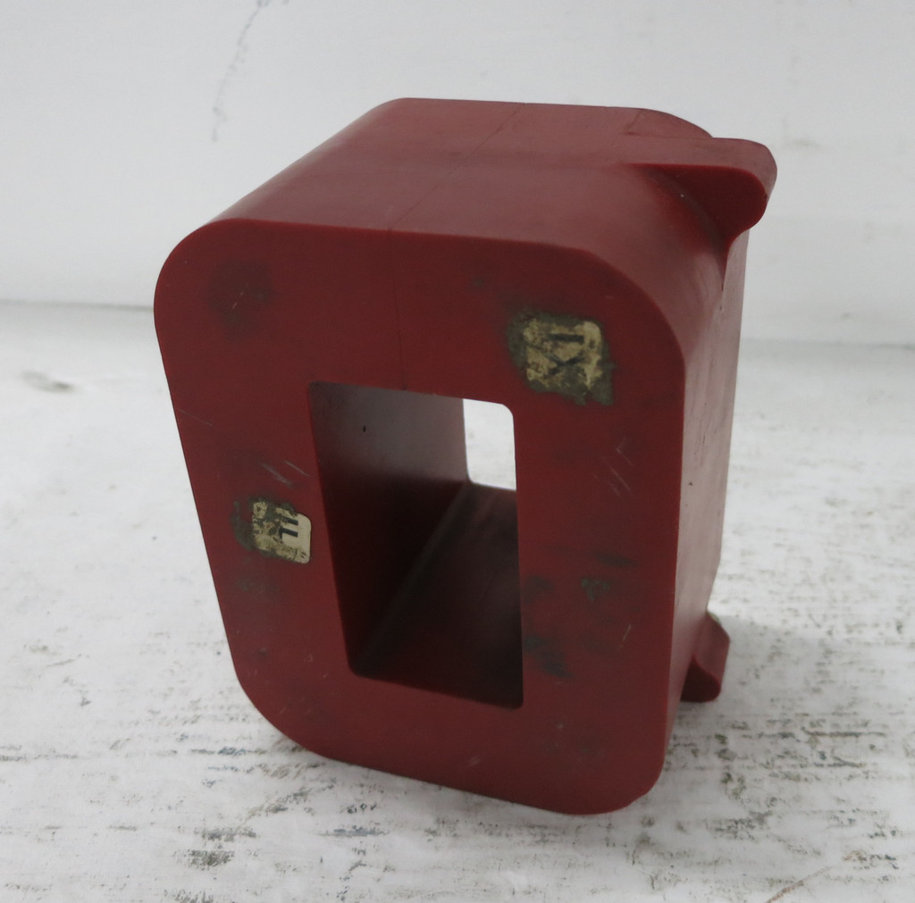 Gould LKM-1 401619-K8 Current Transformer Ratio 800:5 Amp CT 800A LKM1 ITE (DW6311-9)