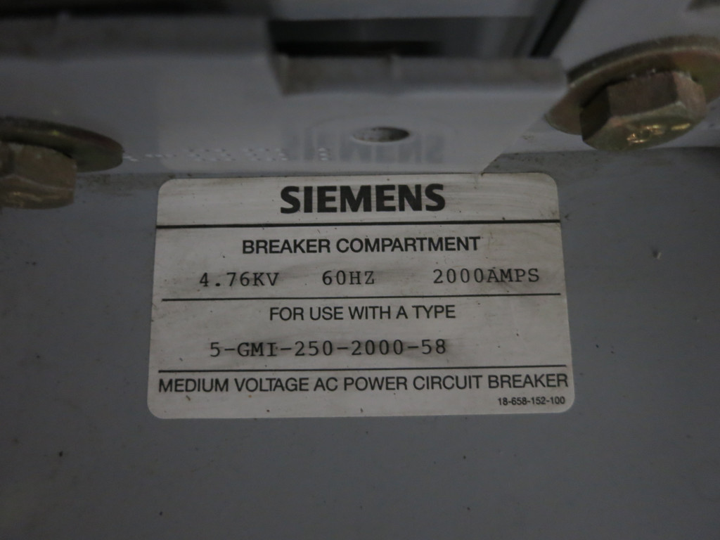 Siemens GM Switchgear 2000A 5kV Vacuum Breaker Cabinet 4.76kV 2000 Amp 5-GMI-250 (DW6314-1)