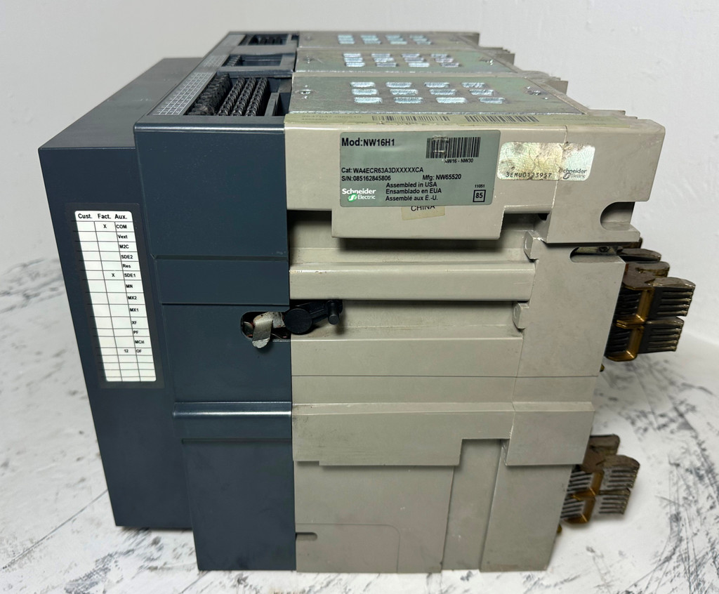 Square D NW16H1 1600A MasterPact LSI Circuit Breaker w/ 1200 Amp Trip S163A flaw (EM5126-3)