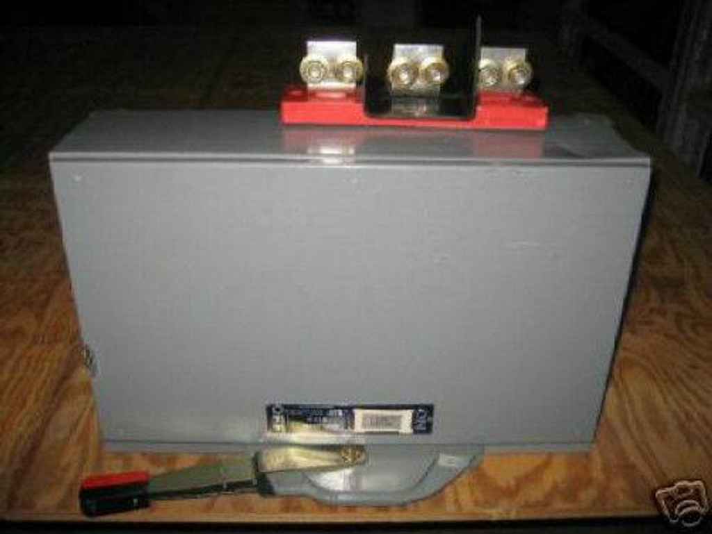 Square D QMB325-MW 400 Amp 240V Fusible Main QMB Panelboard Switch 400A crck (EBI4649-1)