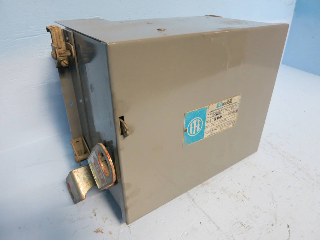 I-T-E/Siemens U1C2100 100A 240V w 30A Breaker XL-Universal Plug Busplug U1C3100 (TK0063-10)