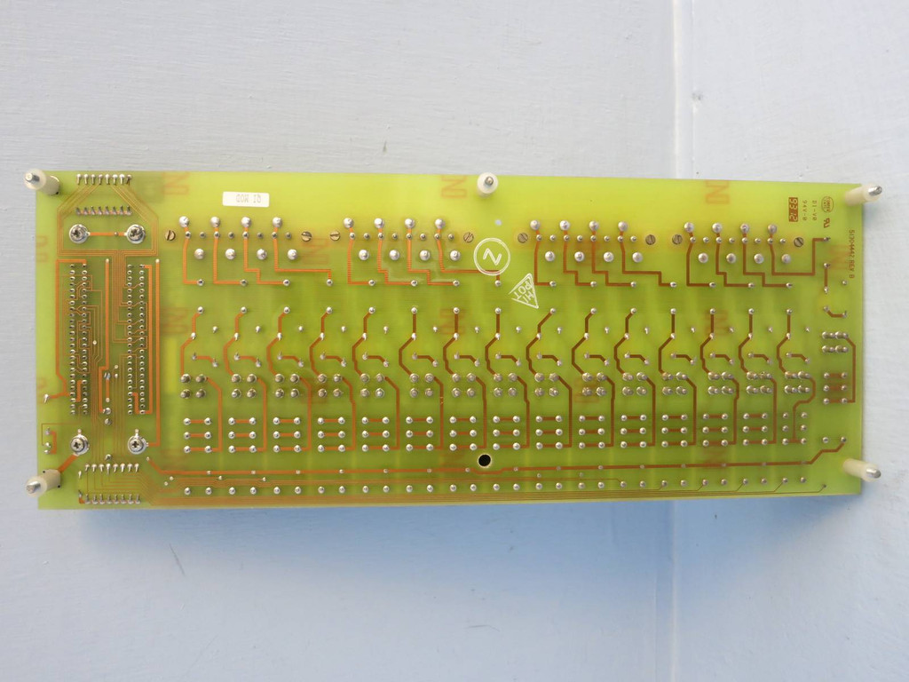 Honeywell 51304443-100 Digital Out 120VAC Relay MU-TDOR12 51304442-100 Rev B PLC (PM0357-17)