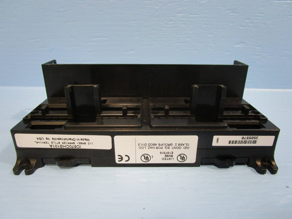 GE Fanuc IC670CHS101A I/O Base Barrier Style Terminal IC670CHS101 A Rack 90 70 (NP0510-12)