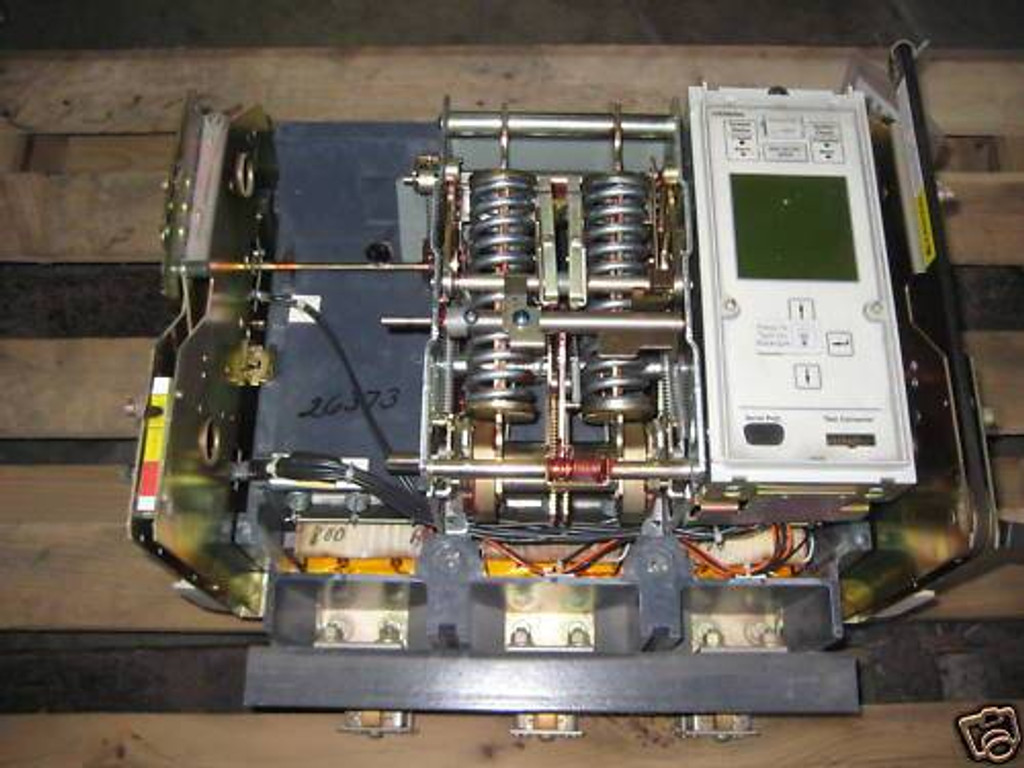 Siemens SBH 800 Amp Circuit Breaker w/ 800A Plug SBH800 SBH2008 Aux Drawout SBS (EBI3908-3)