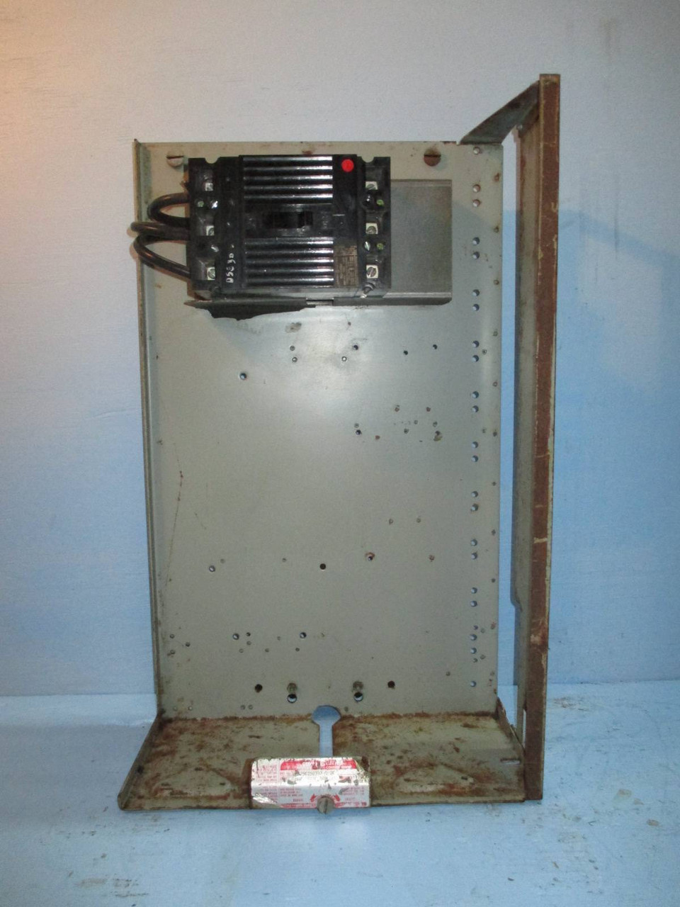 General Electric GE 7700 Series 100 Amp 24" Breaker Type MCC MCCB Feeder Bucket (TK0802-4)