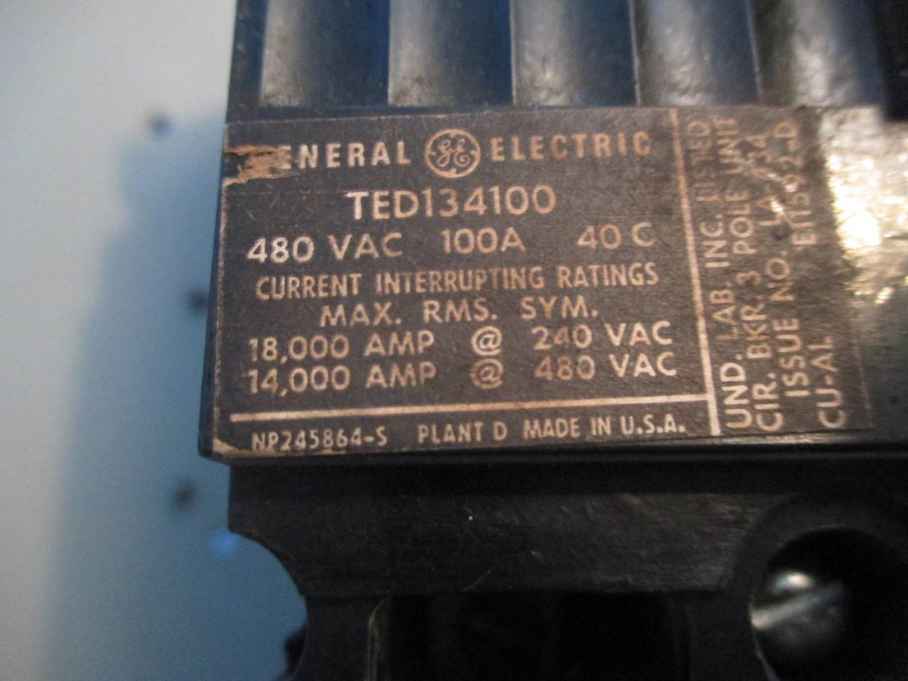 General Electric GE 7700 Series 100 Amp 24" Breaker Type MCC MCCB Feeder Bucket (TK0802-4)