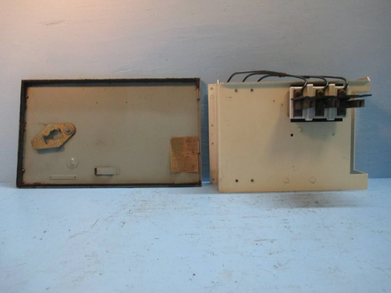2nd Image of TK0947