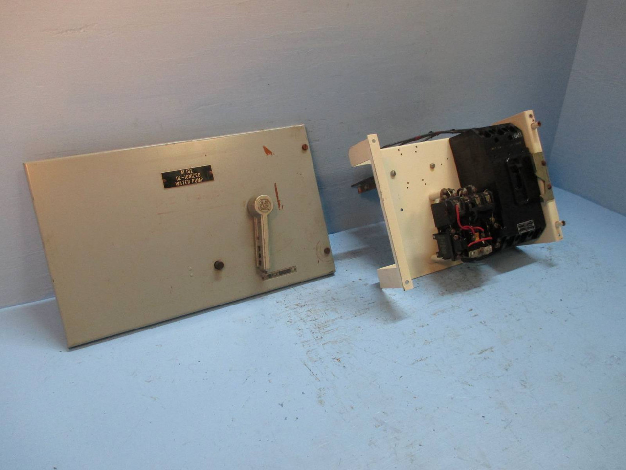 Allen Bradley 798 Series Size 1 Starter 20 Amp Breaker MCC MCCB Bucket 12" (TK0948-2)