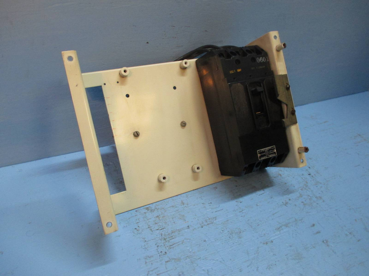 Allen Bradley 798 Series 70 Amp Breaker Type Feeder MCC MCCB Bucket 12" 70A (TK0959-1)