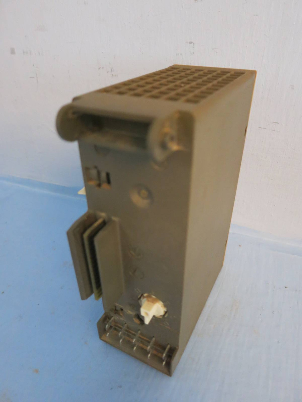 2nd Image of PM1458