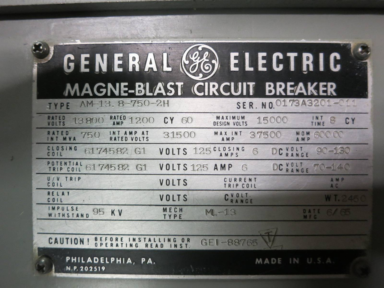 Rebuilt GE Magne-Blast AM-13.8-750-2H 1200 Amp Circuit Breaker General Electric (PM1366-1)