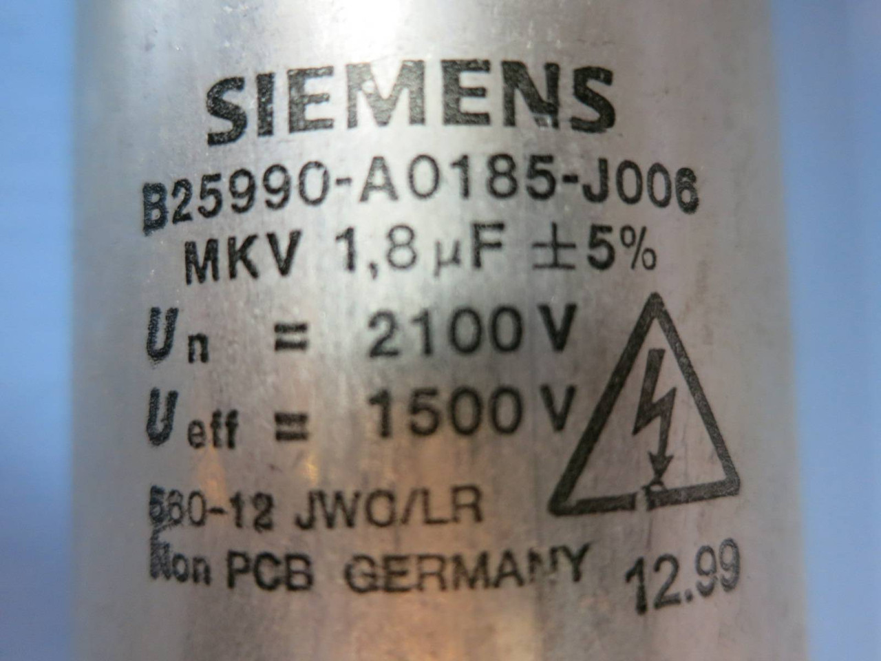 Siemens B25990-A0185-J006 MKV 1,8 uF+/- 5% Capacitor SIMADYN D PLC Simatic Power (PM1543-1)