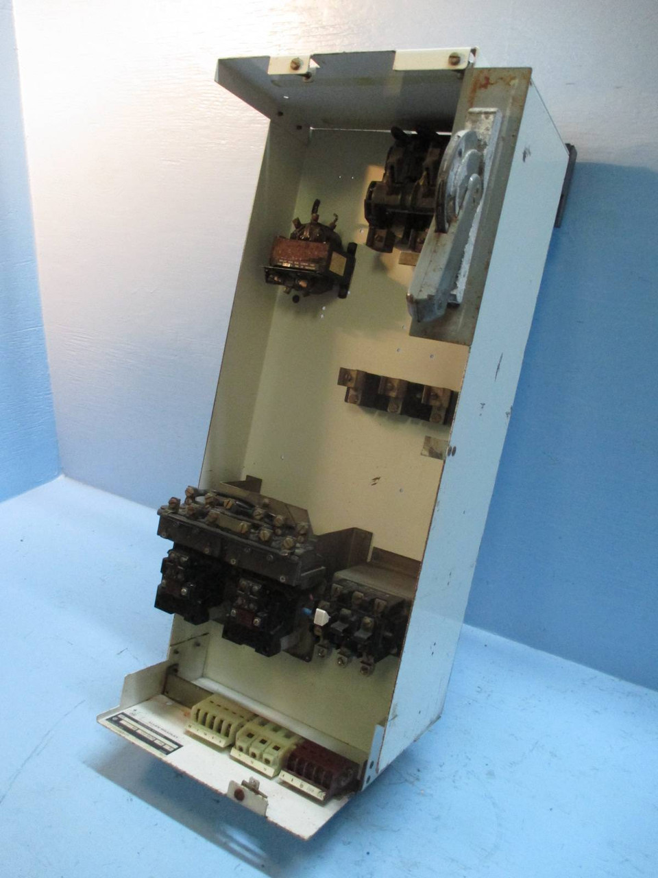 Allen Bradley 2100 Centerline 33" Size 2 Fusible 60A Reversing MCC Bucket MCCB (TK1090-2)