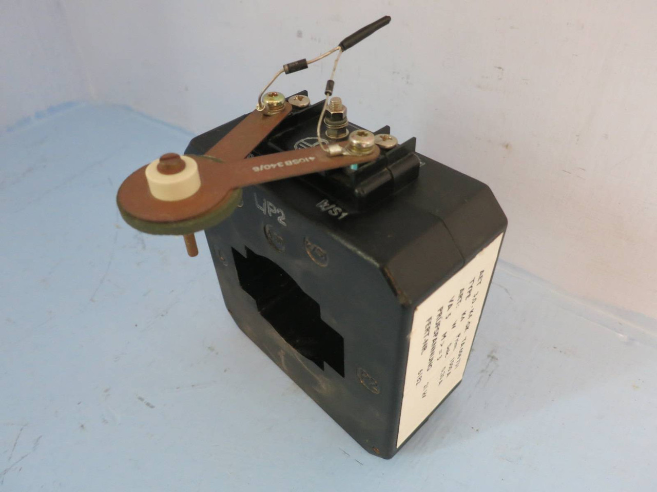 AET 3,0-K4-SK TA606731 Type K4 Prim 1500A Art W Sek ,25 CT VA5 Prufspannung 21kV (PM1572-6)