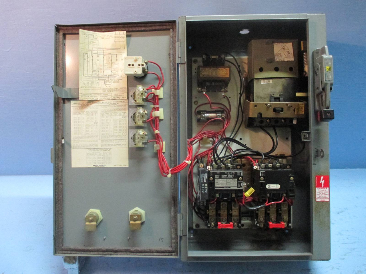 Square D 8810-SBG2 Size 0 Two-Speed Starter 15 Amp Breaker Combo Box 15A 2 Speed (TK1171-1)