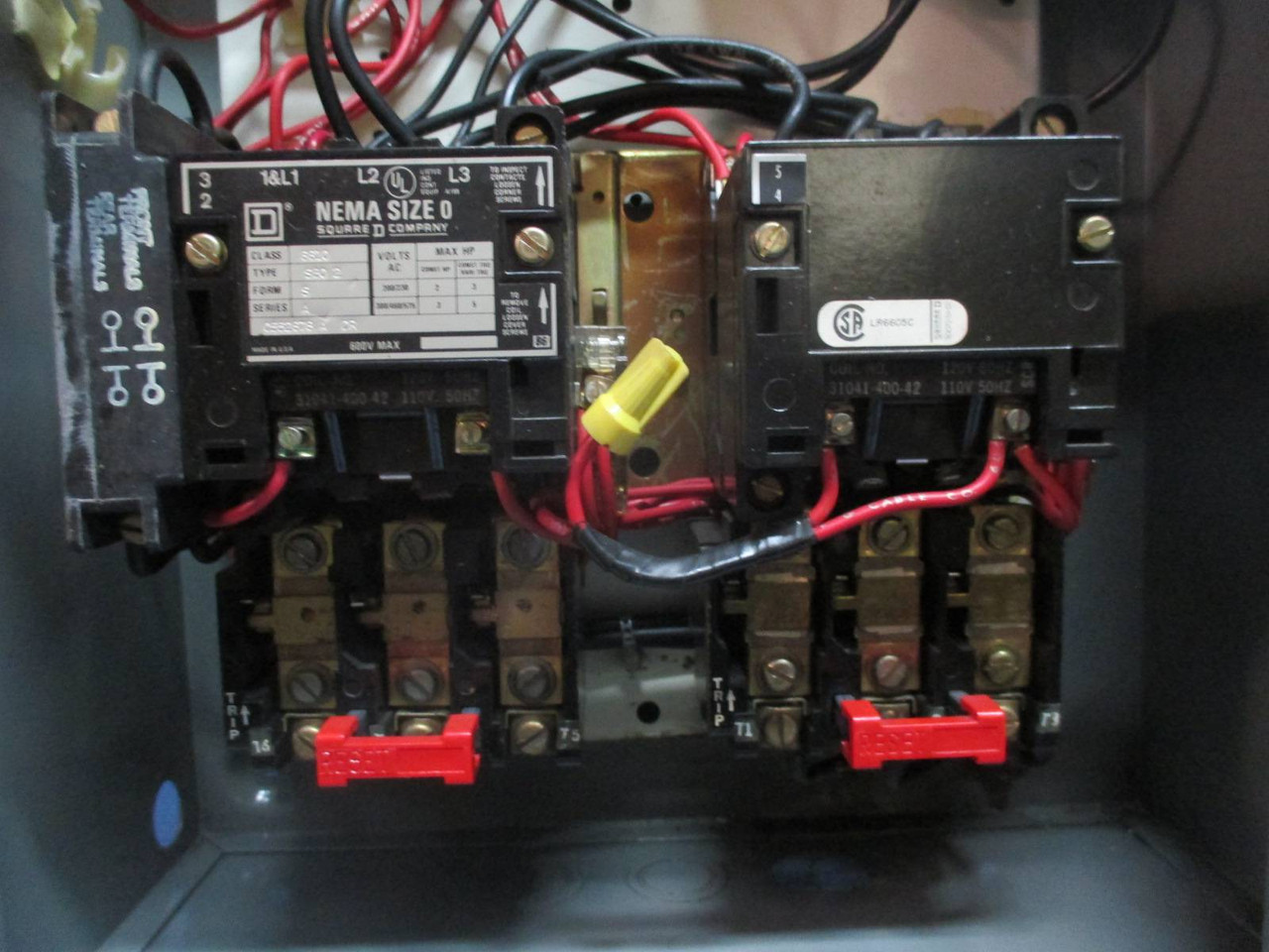 Square D 8810-SBG2 Size 0 Two-Speed Starter 15 Amp Breaker Combo Box 15A 2 Speed (TK1171-1)