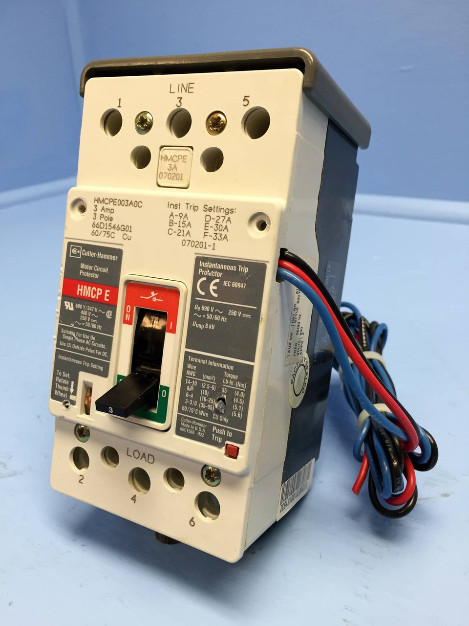 Cutler Hammer HMCPE003A0C 3 Amp Circuit Breaker w/ Aux HMCP E Westinghouse 3A (EM1080-1)
