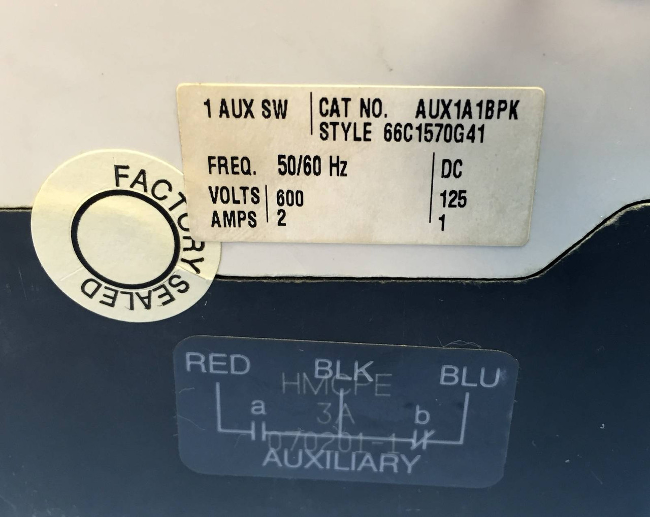 Cutler Hammer HMCPE003A0C 3 Amp Circuit Breaker w/ Aux HMCP E Westinghouse 3A (EM1080-1)