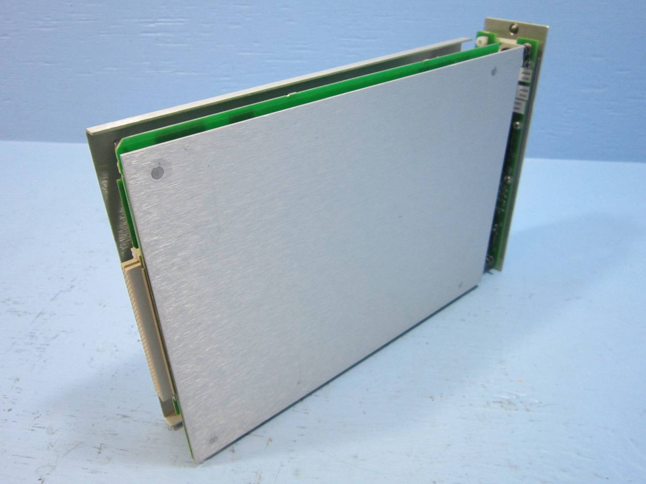 Bently Nevada Dual Accelerometer Monitor 3300/25-01-XX-XX-00-00-03-00 PLC 330025 (NP0884-5)