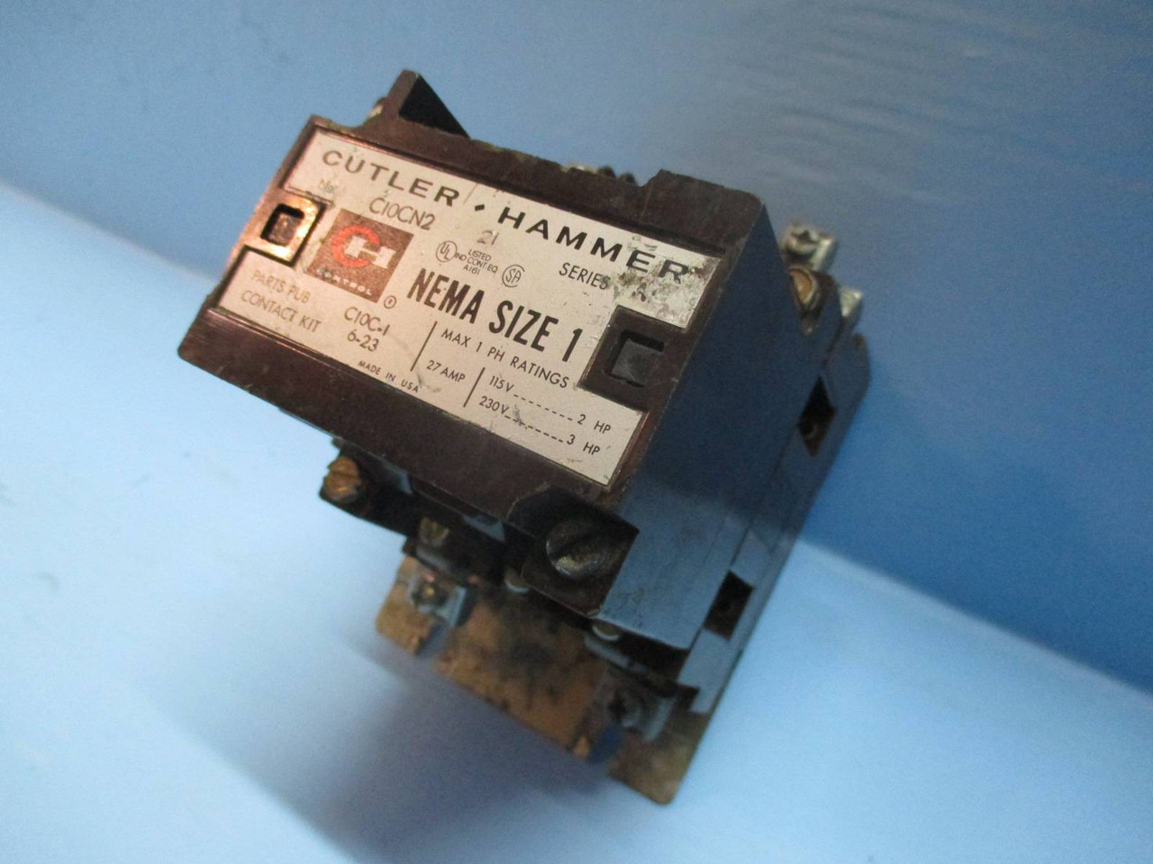 Cutler Hammer C10CN2 Size 1 Motor Contactor 120V Coil 27 Amp 3 HP Sz1 Series A1 (TK1202-8)