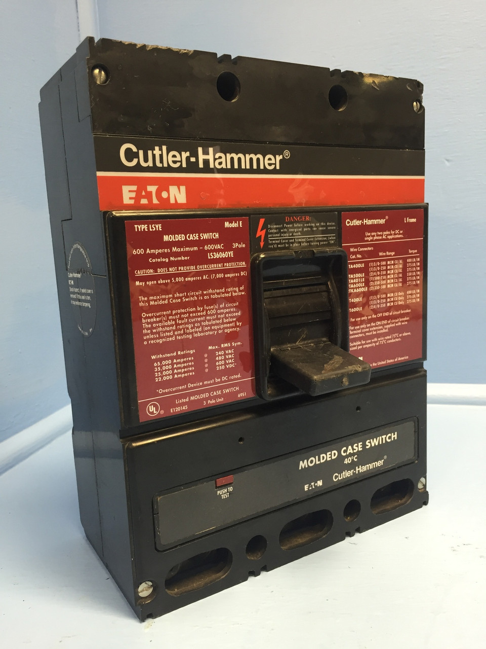 Cutler Hammer LS36060YE 600A Molded Case Switch Type LSYE Eaton 600 Amp flaw (EM1115-1)