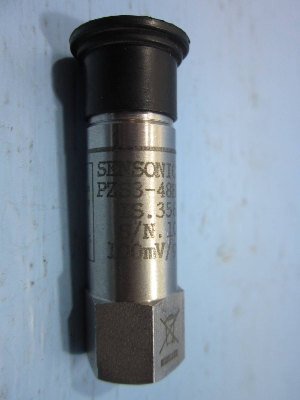 NEW Sensonics PZS3-48H00261 Sensor Probe PLC Module Vibration PZS348H00261 (NP0960-4)