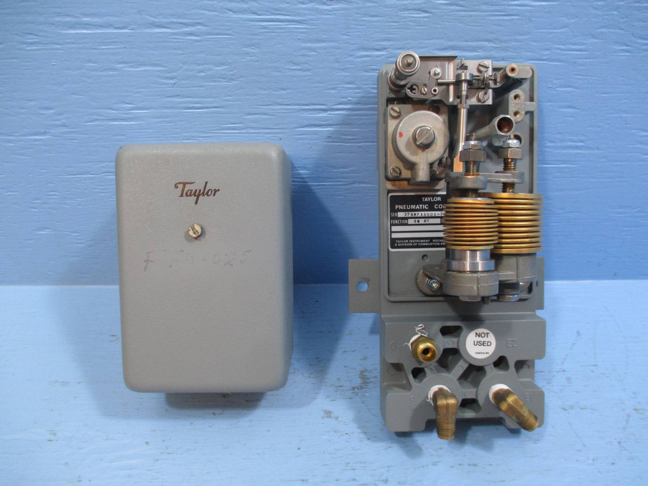 Taylor 376NF11001-7618A Pneumatic Computer Square Root Function 20 PSI (TK1353-5)