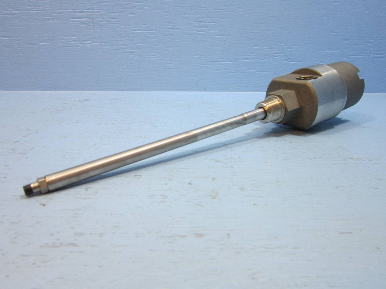 Bently Nevada Sensor 24701 Relative Probe Assembly Temperature 21048 21050-01 (NP0975-1)