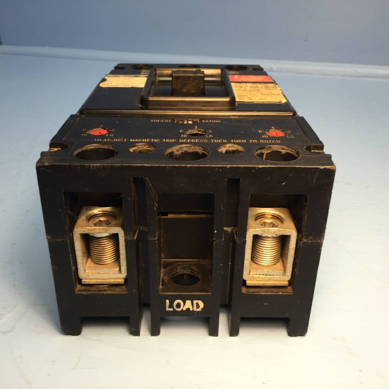 Westinghouse KA2225FS 225A Circuit Breaker 2 Pole KA Frame Cutler Hammer 225 Amp (EM1144-5)