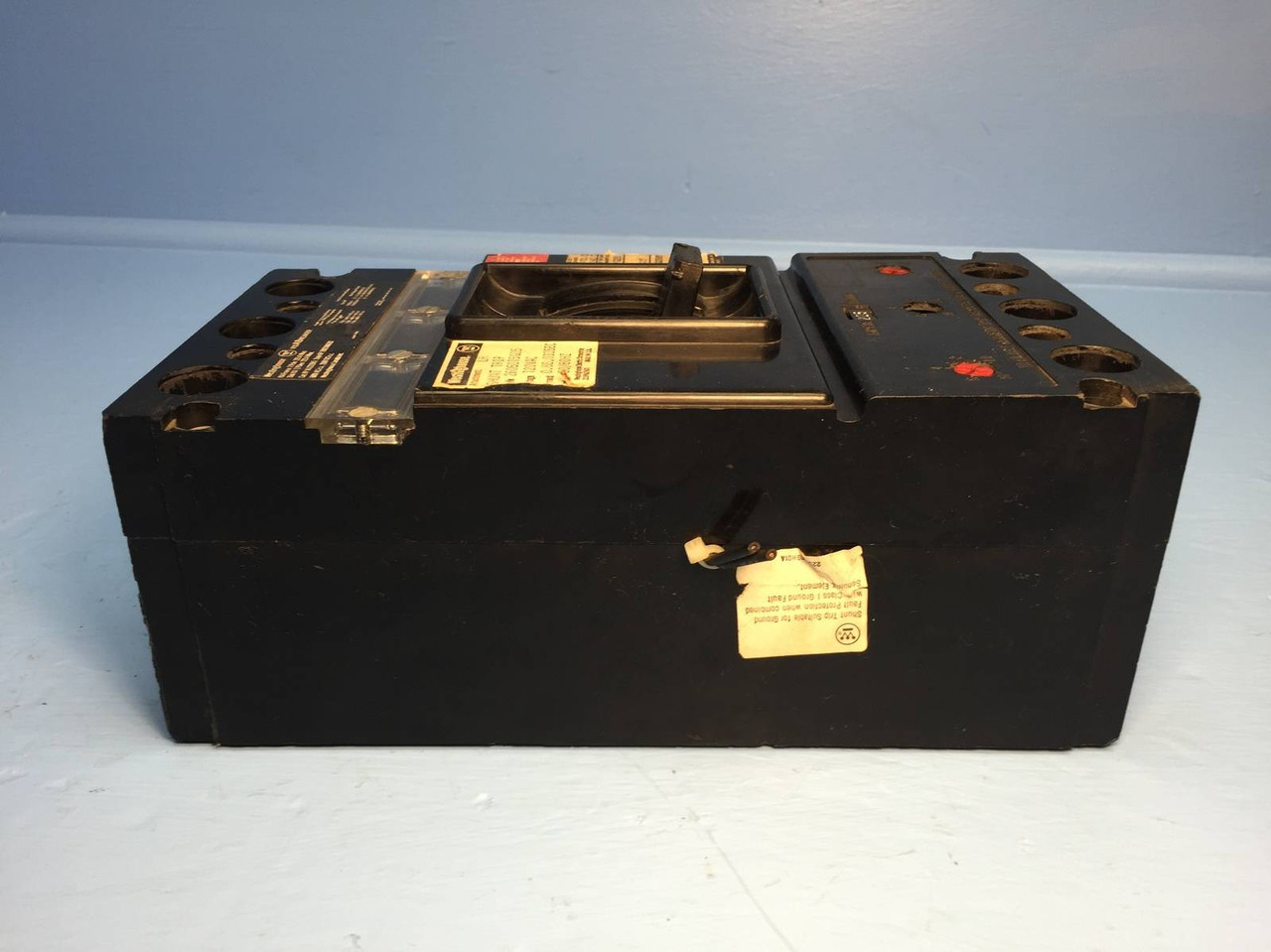 Westinghouse KA2225FS 225A Circuit Breaker 2 Pole KA Frame Cutler Hammer 225 Amp (EM1144-5)