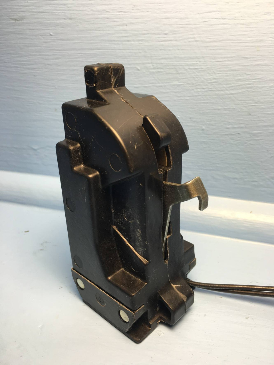 2nd Image of EM1184