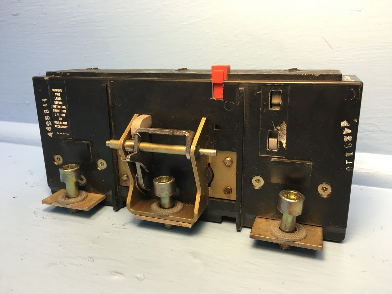 3rd Image of EM1187