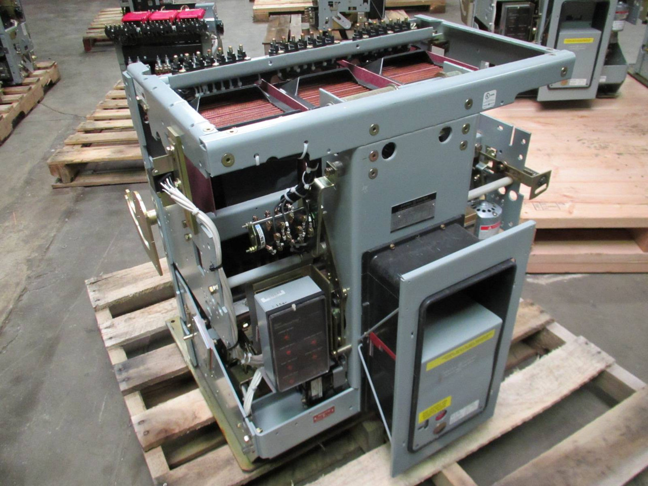 GE AKR-10D-75 3200A Air Breaker LSG Epic MicroVersaTrip TS32LSGM EO 3200 Amp (PM1727-4)