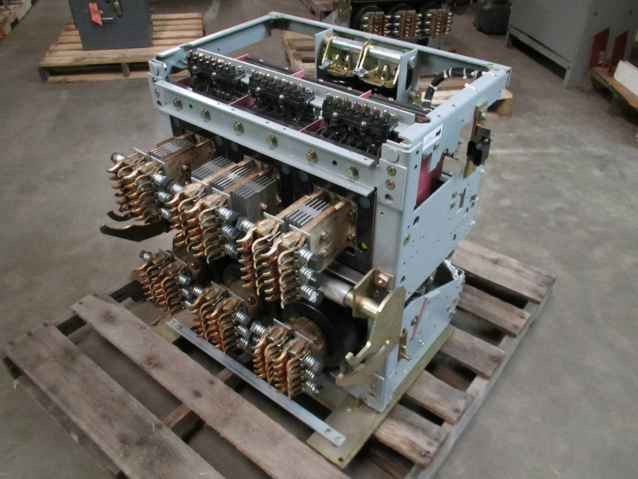 GE AKR-10D-100 4000 Amp Breaker LSG Epic MicroVersaTrip TS40LSGM Motor Operated (PM1731-3)