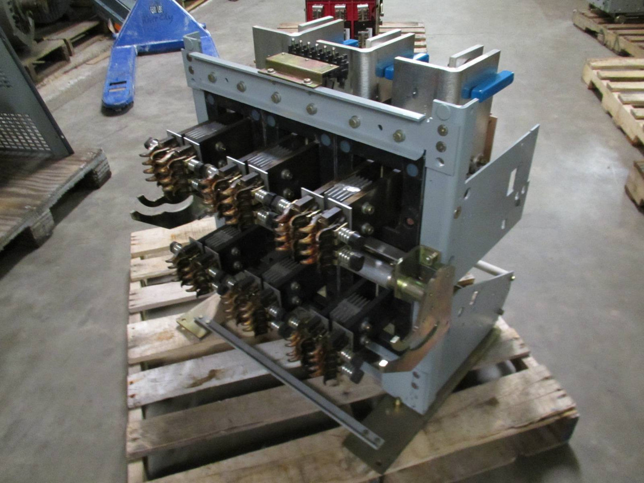 GE AKR 4000 Amp 480V Static Switch P/N 101253026 AKD8 Breaker Switchgear A 4000A (PM1732-2)