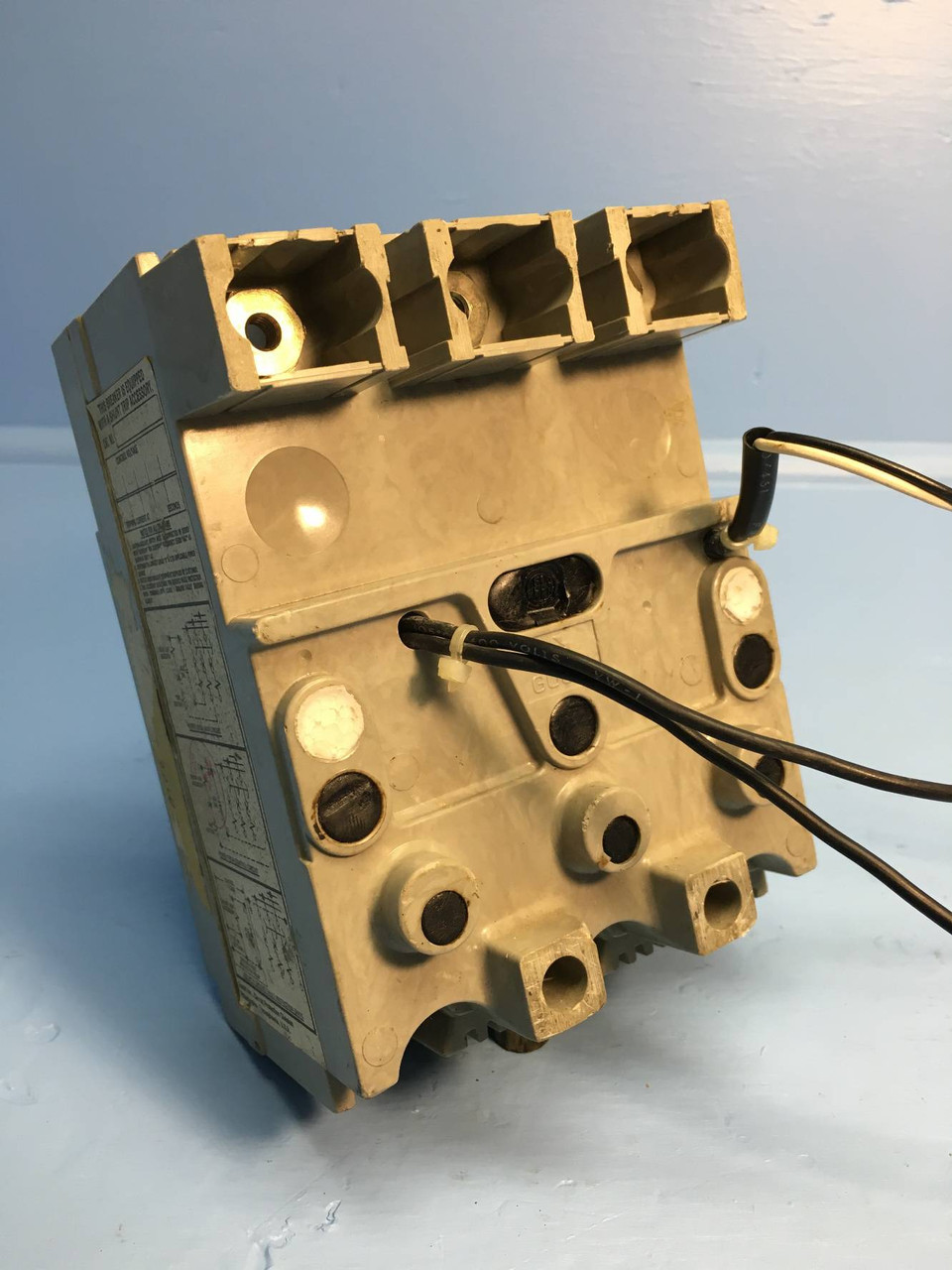 ITE Siemens HE3-A003 3A Circuit Breaker 600V HE ETI HE3A003 Gould 3 Amp (EM1219-2)